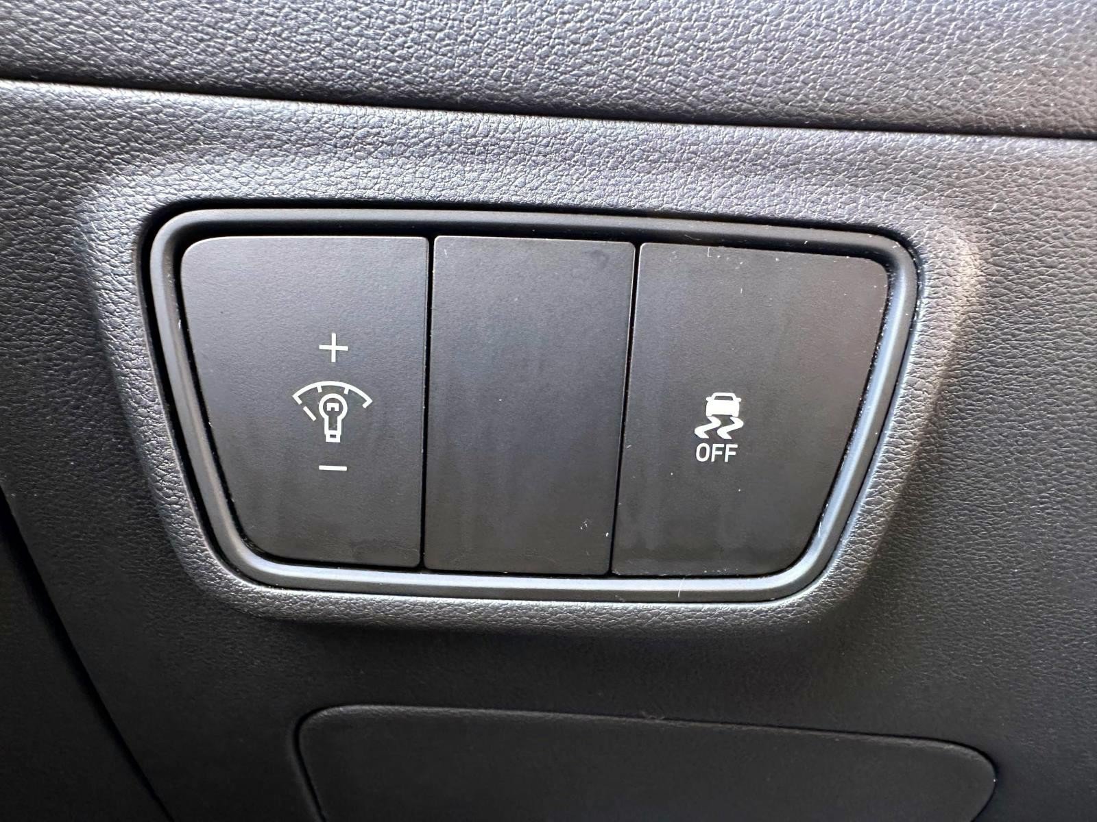 Used 2023 Hyundai Tucson SE AWD/4WD image 15