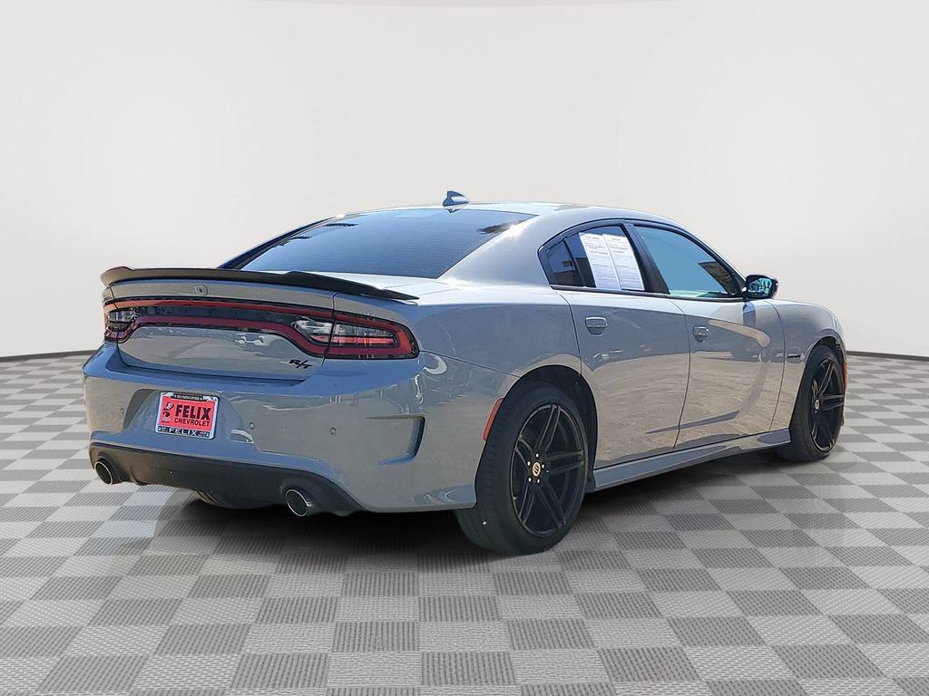 Used 2020 Dodge Charger R/T w/ Plus Group RWD image 4
