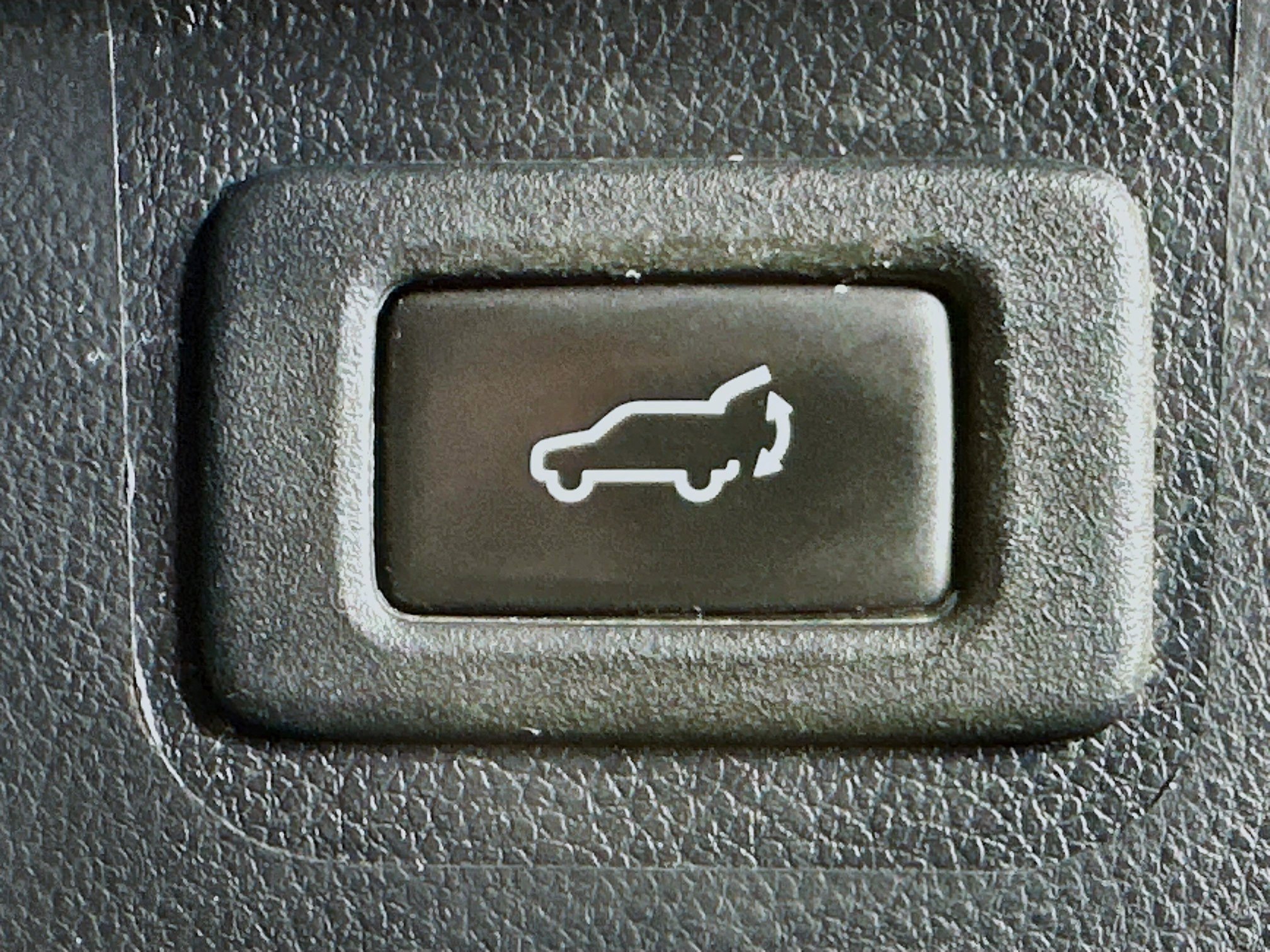 Used 2016 Subaru Outback 3.6R Limited image 30