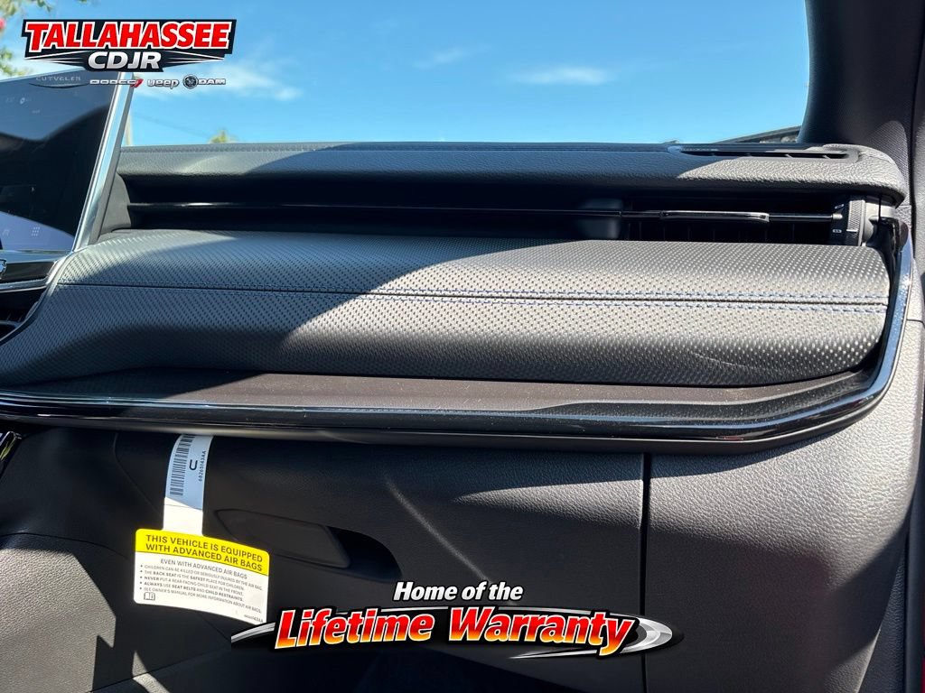 New 2026 Jeep Compass Latitude AWD/4WD image 32