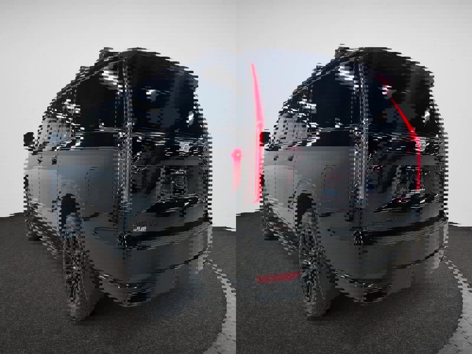 Certified 2024 Cadillac Escalade ESV Sport Platinum w/ LPO, ONYX Package image 3