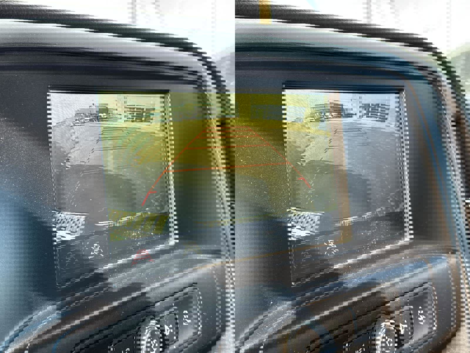 Used 2017 GMC Sierra 1500 4WD Reg Cab 133.0 w/ Sierra Convenience Package image 21