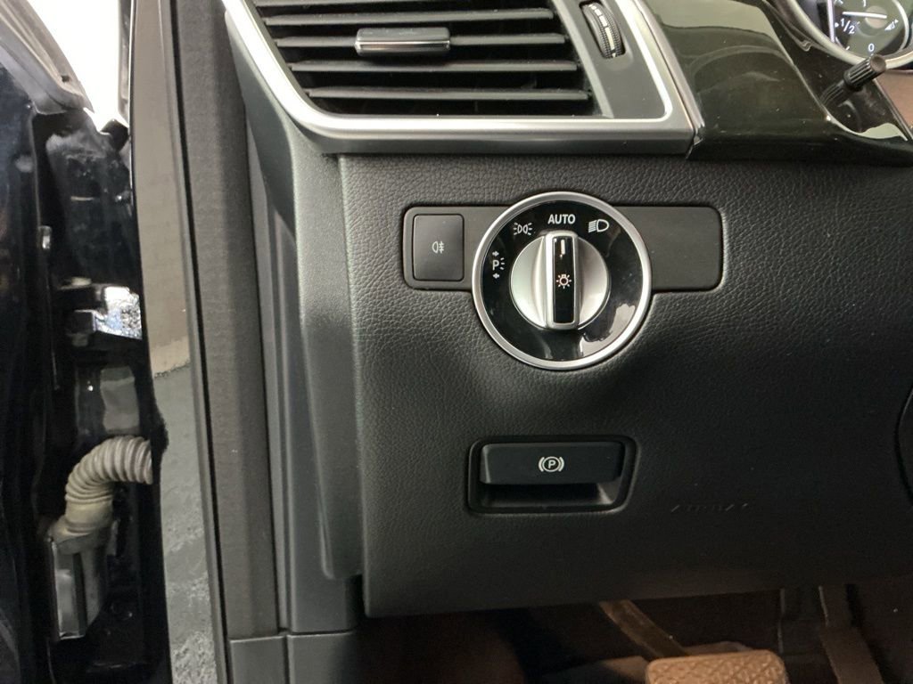 Used 2015 Mercedes-Benz ML 250 BlueTEC 4MATIC image 18