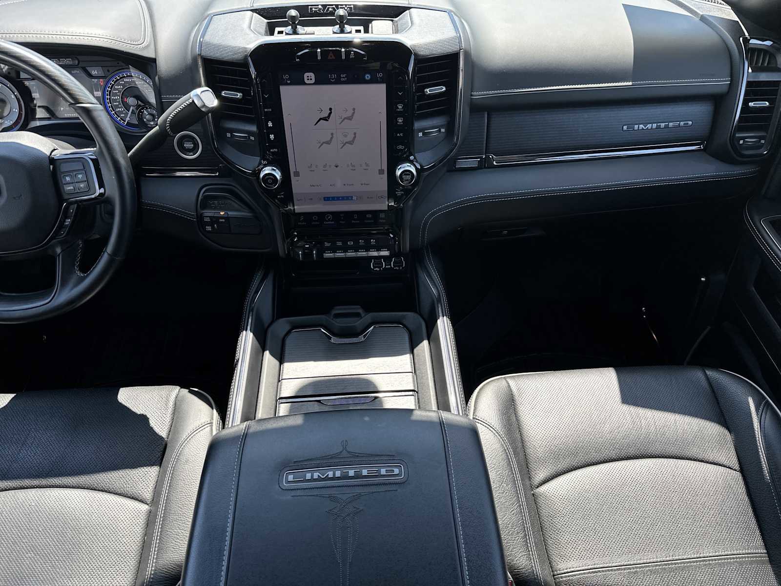 Used 2022 RAM 2500 Limited w/ Towing Technology Group image 15