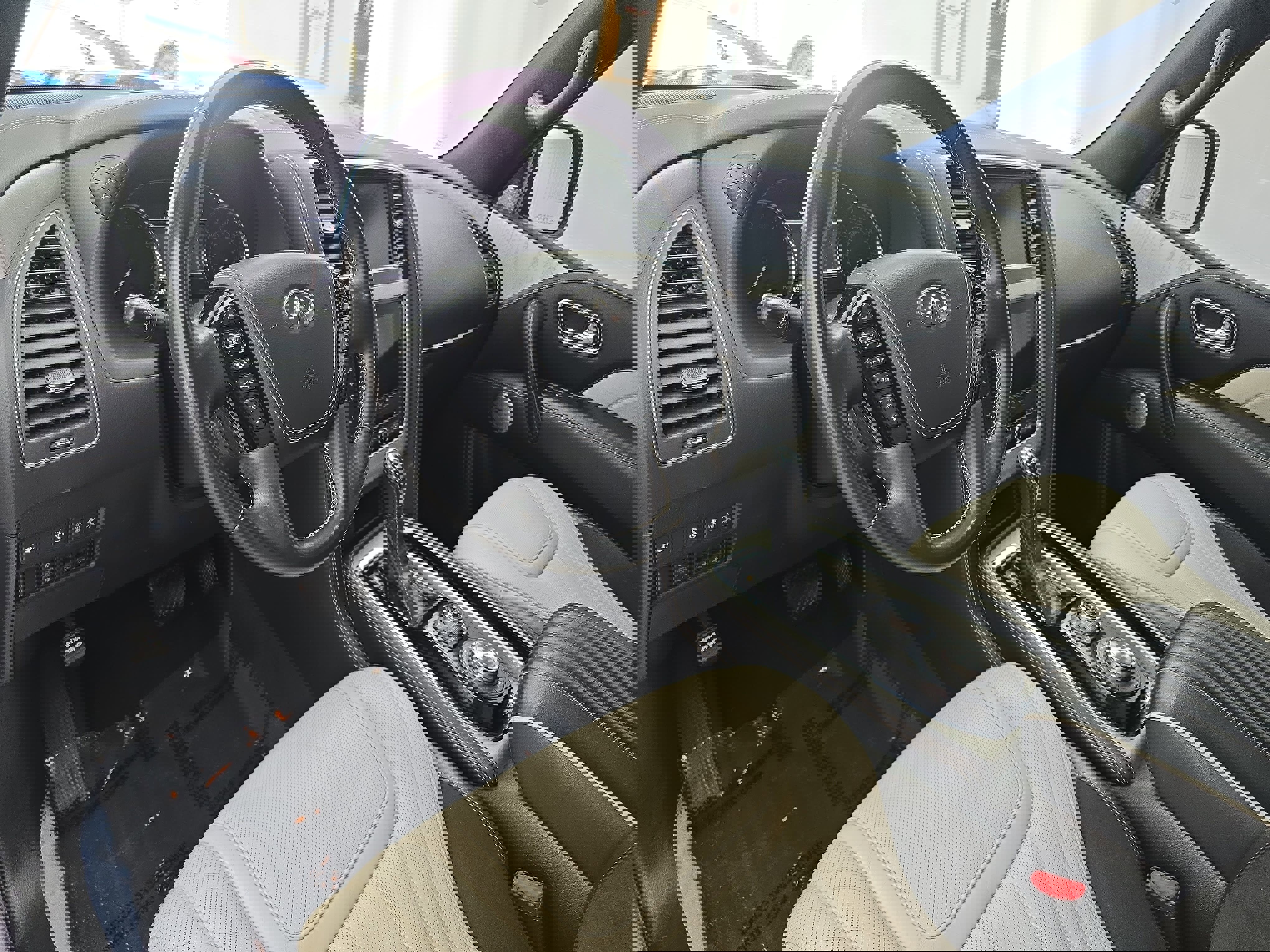 Used 2020 INFINITI QX80 Limited w/ All-Season Package image 16