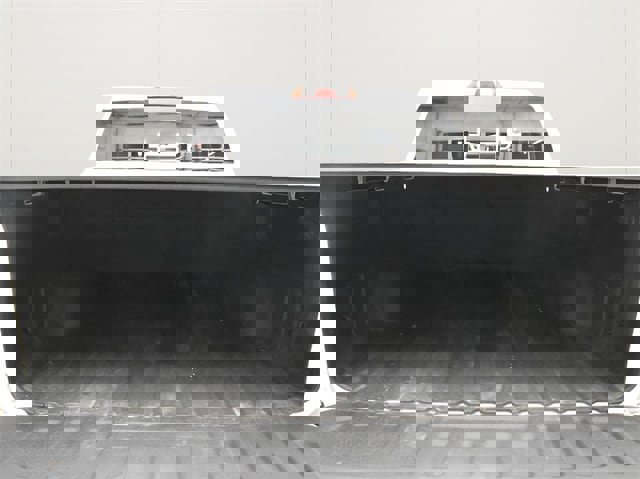 Used 2018 Chevrolet Silverado 1500 LTZ image 16