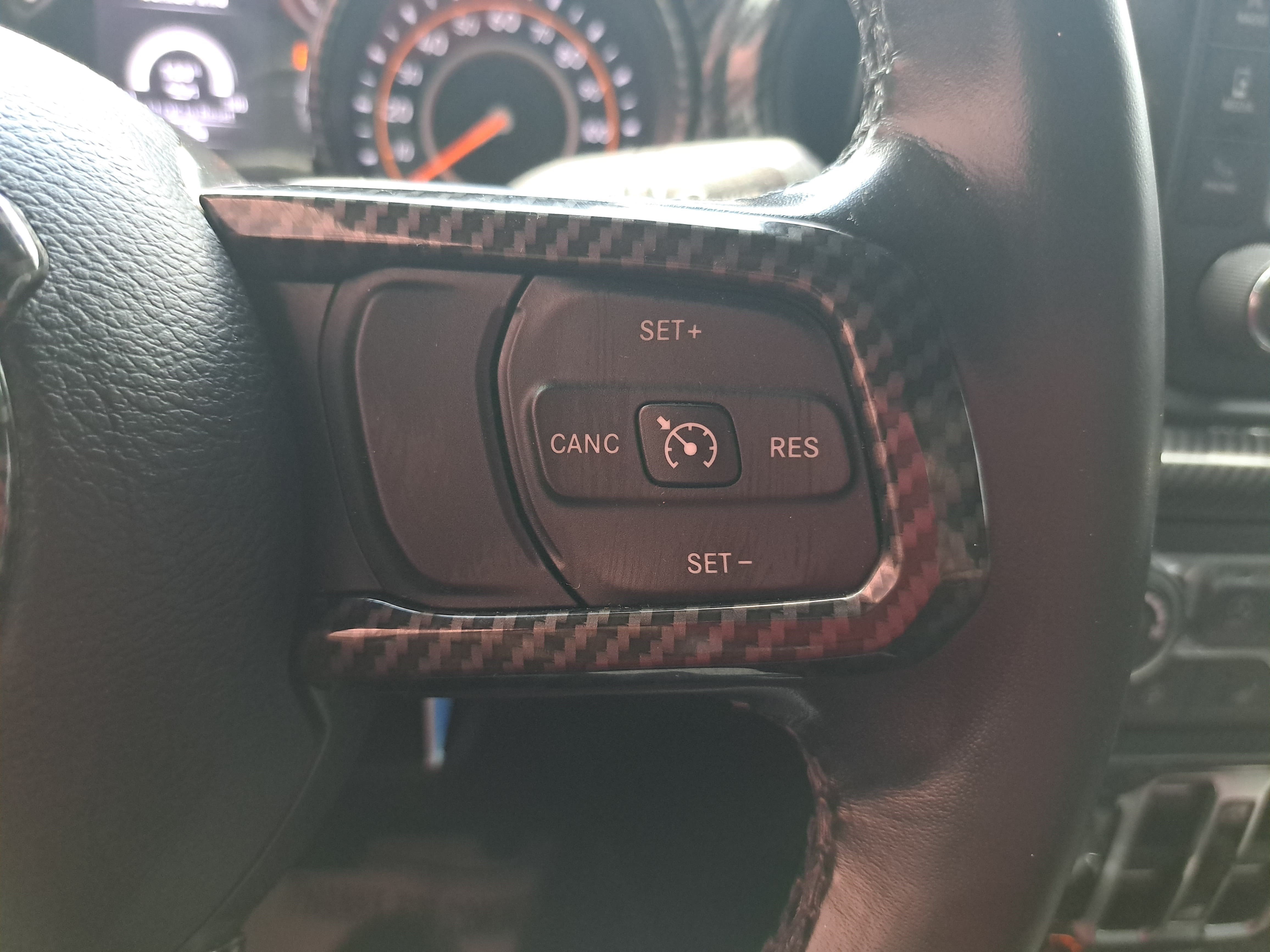 Used 2021 Jeep Gladiator Sport AWD/4WD image 17