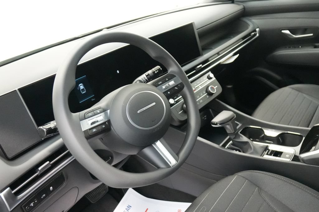 New 2026 Hyundai Santa Cruz SE AWD/4WD image 16