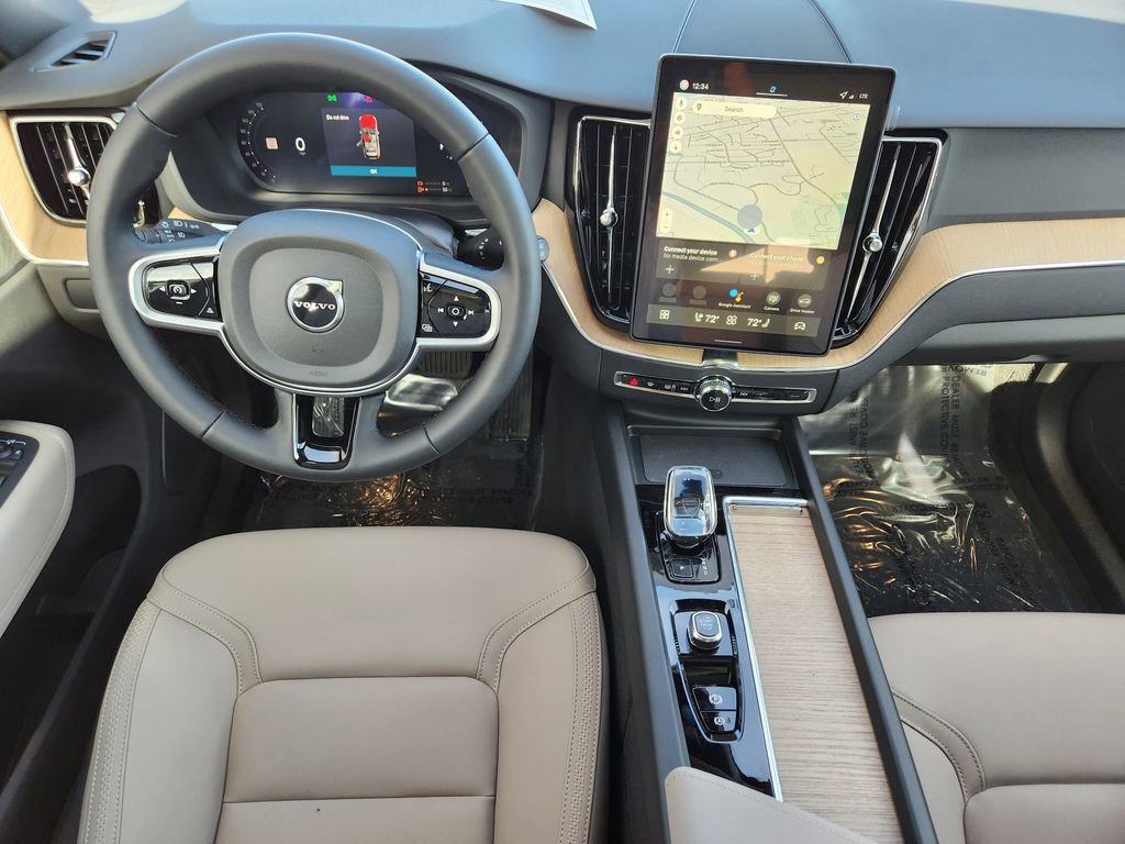 New 2026 Volvo XC60 T8 Plus w/ Protection Package Premier image 15