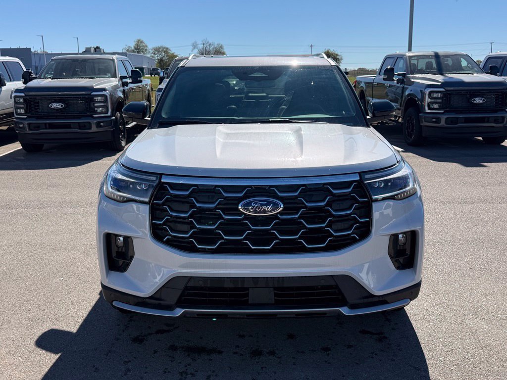 New 2026 Ford Explorer Platinum RWD image 40