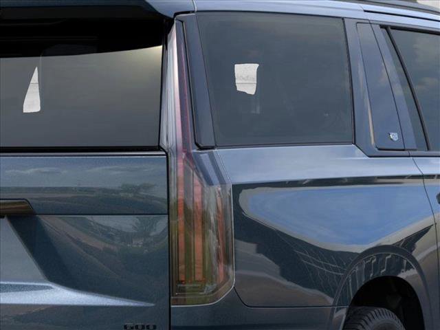 New 2026 Cadillac Escalade ESV Platinum Sport w/ LPO, ONYX Package image 11