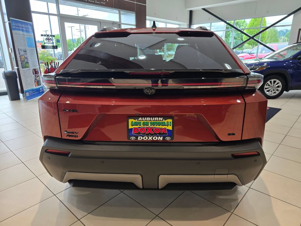 New 2026 Toyota C-HR AWD/4WD image 7