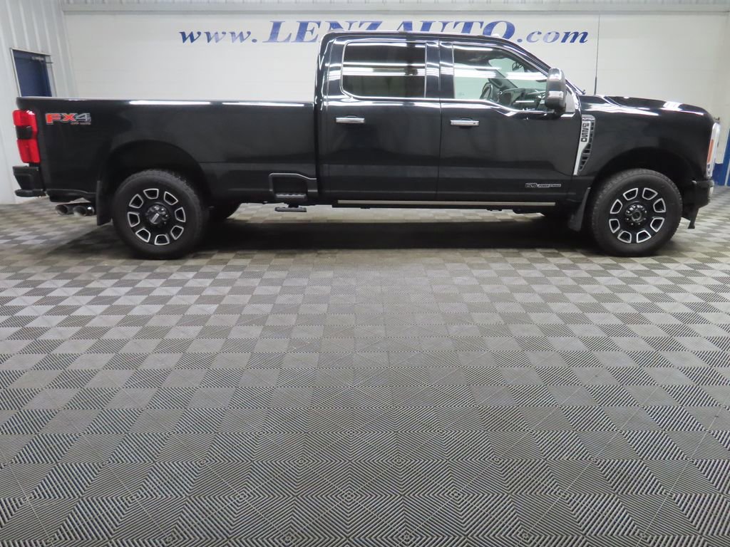 Used 2023 Ford F250 Platinum w/ FX4 Off-Road Package AWD/4WD video 2