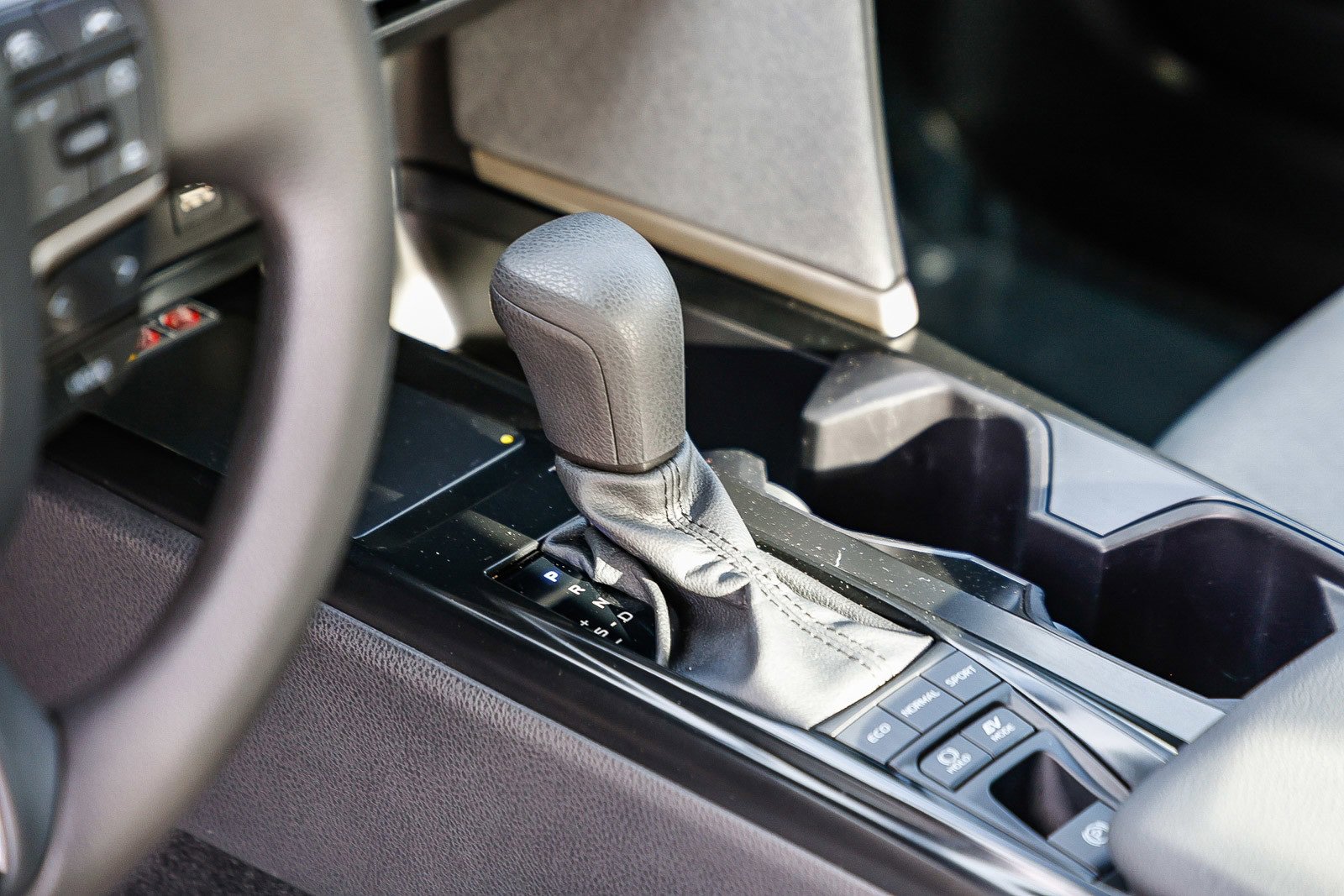 Used 2025 Toyota Camry LE image 19