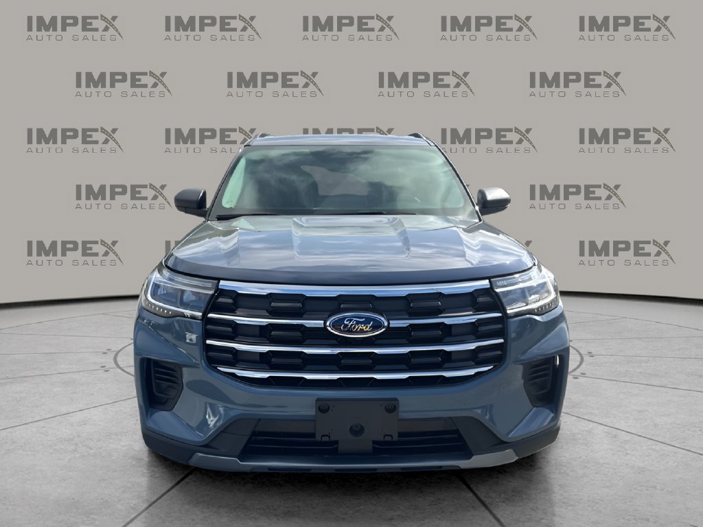 Used 2026 Ford Explorer Active RWD image 8