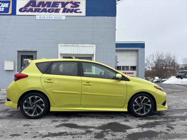 Used 2016 Scion iM Base image 6