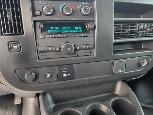 Used 2024 GMC Savana 2500 w/ Driver Convenience Package image 20