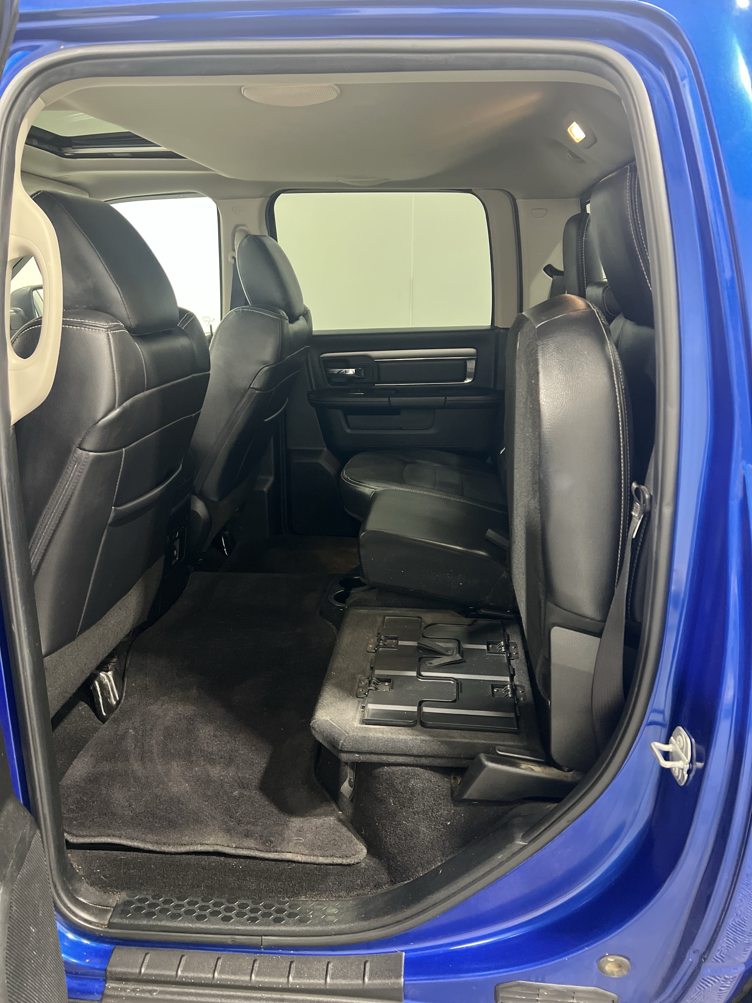 Used 2018 RAM 1500 Sport w/ Sport Premium Group AWD/4WD image 12