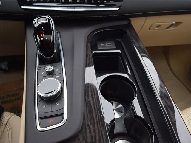 Used 2022 Cadillac Escalade Premium Luxury w/ Touring Package image 15