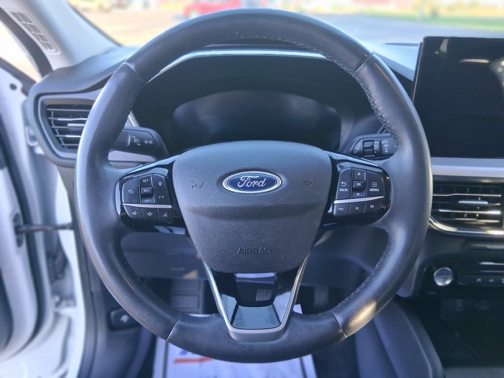 Used 2023 Ford Escape SE w/ PHEV Premium Package FWD image 28