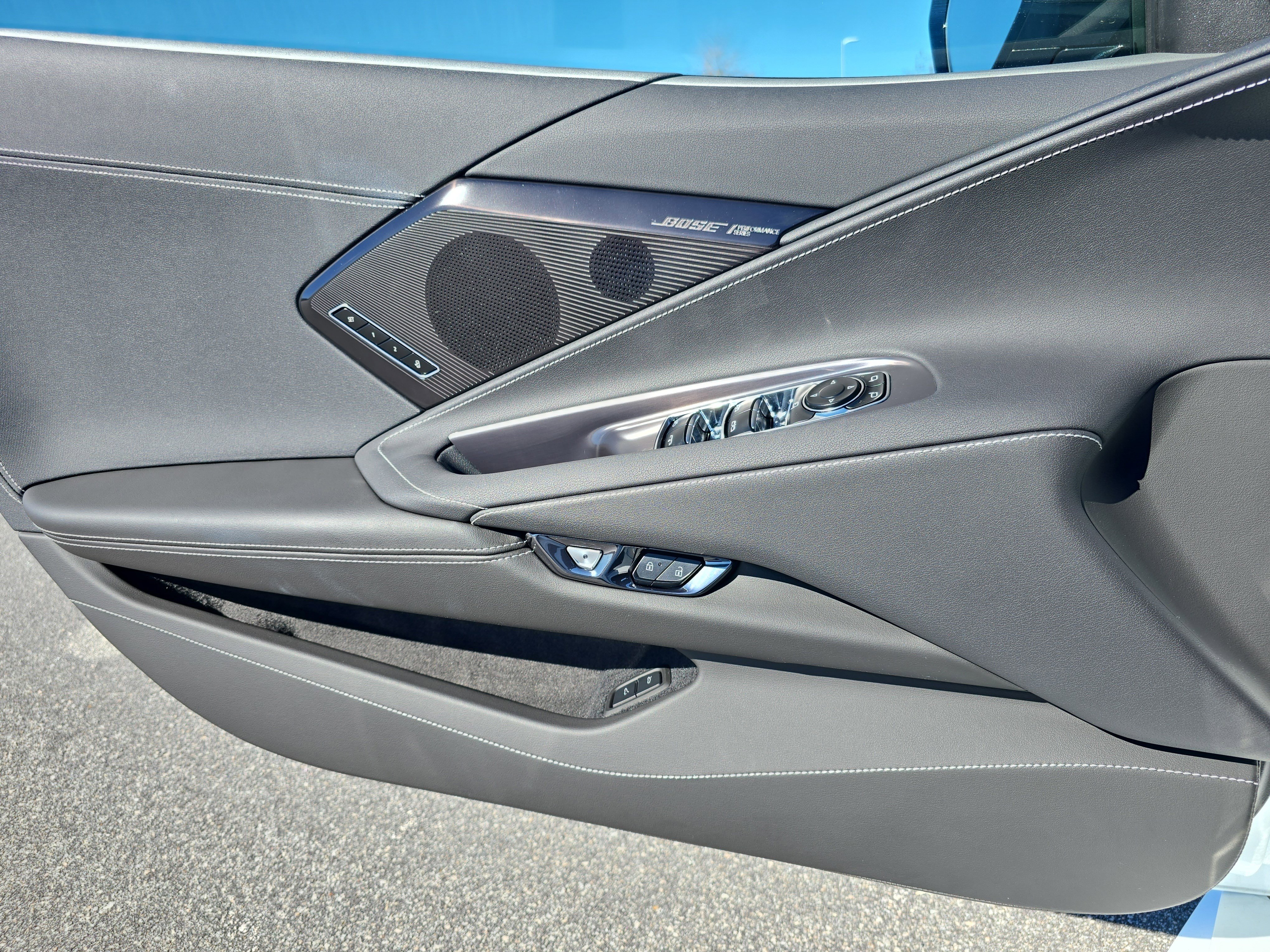 Used 2024 Chevrolet Corvette 2LT w/ Stealth Interior Trim Package image 23