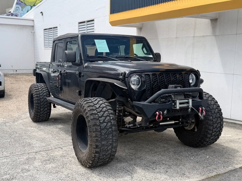 Used 2020 Jeep Gladiator Sport w/ Quick Order Package 23S AWD/4WD image 3