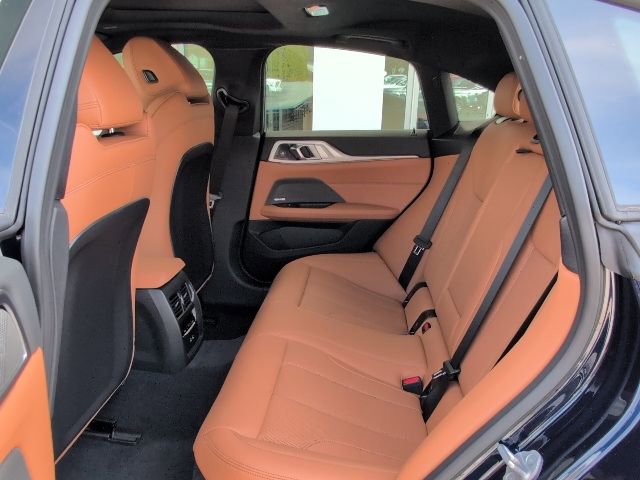 New 2026 BMW i4 xDrive40i image 30