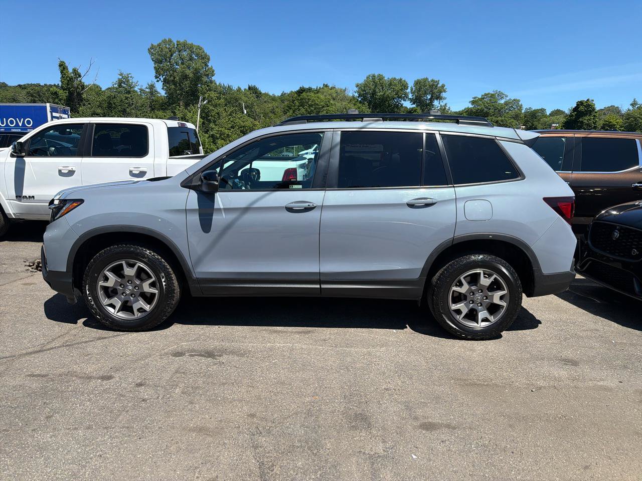 Used 2023 Honda Passport TrailSport image 16