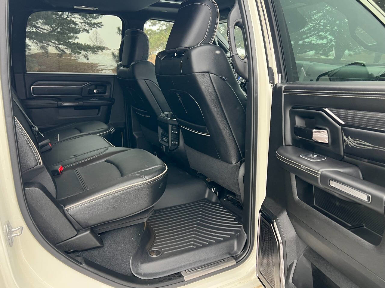 Used 2022 RAM 3500 Limited image 13