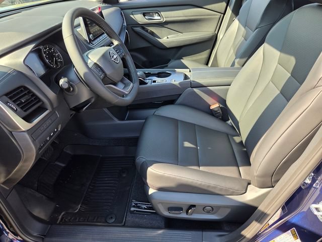 New 2026 Nissan Rogue Dark Armor FWD image 10