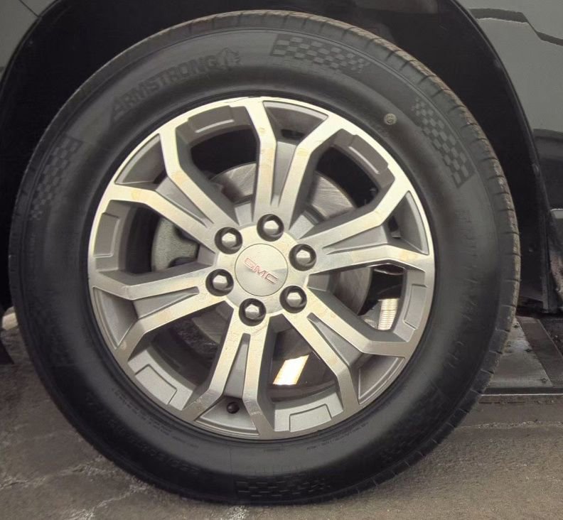 Used 2016 GMC Acadia SLT w/ Open Road Package image 8