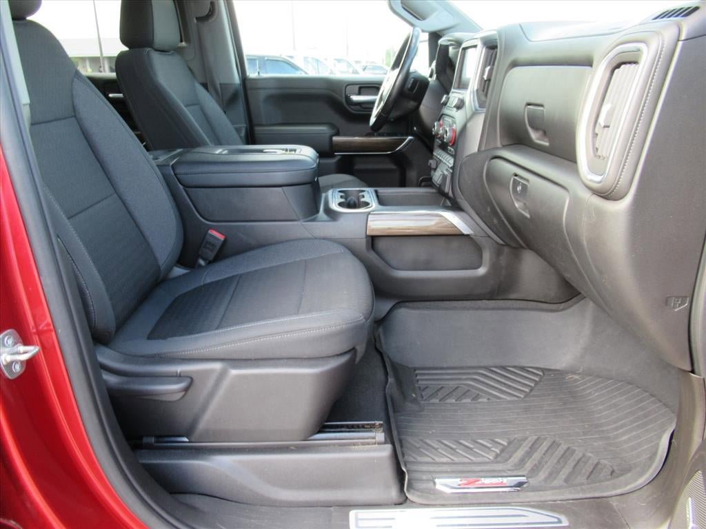 Used 2021 Chevrolet Silverado 1500 LT Trail Boss AWD/4WD image 9
