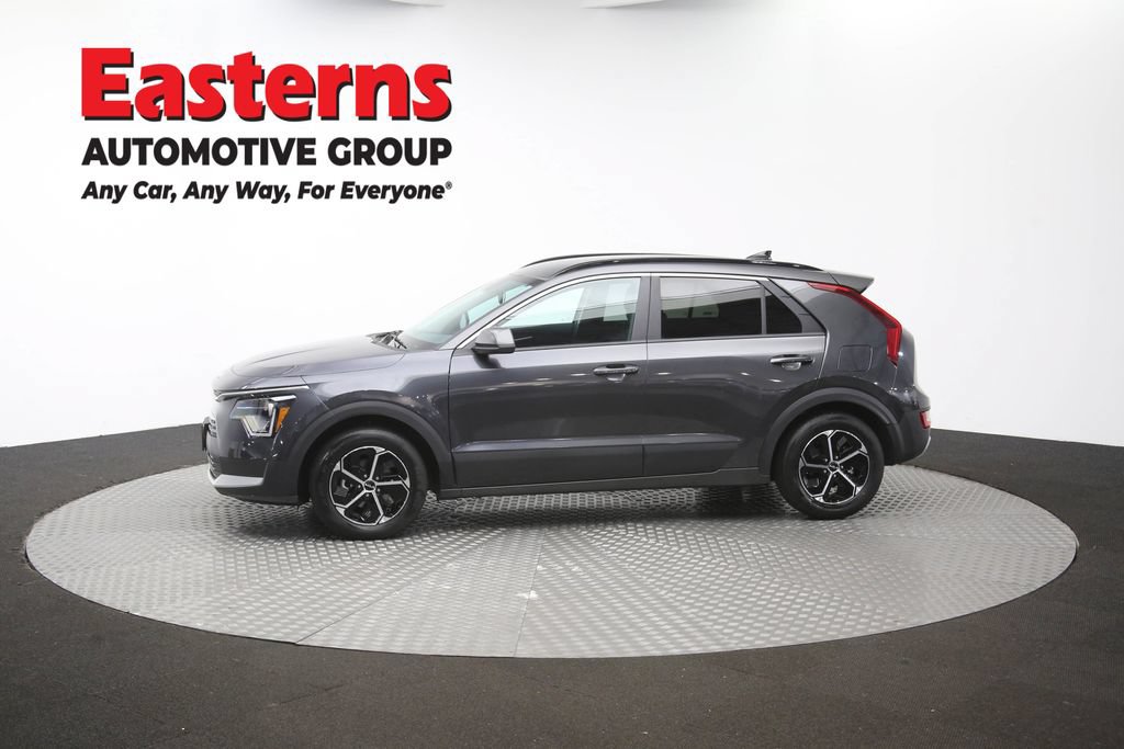 Used 2025 Kia Niro LX FWD image 57