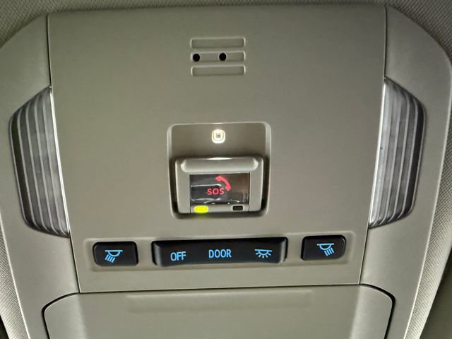 Used 2022 Toyota Highlander LE FWD image 22