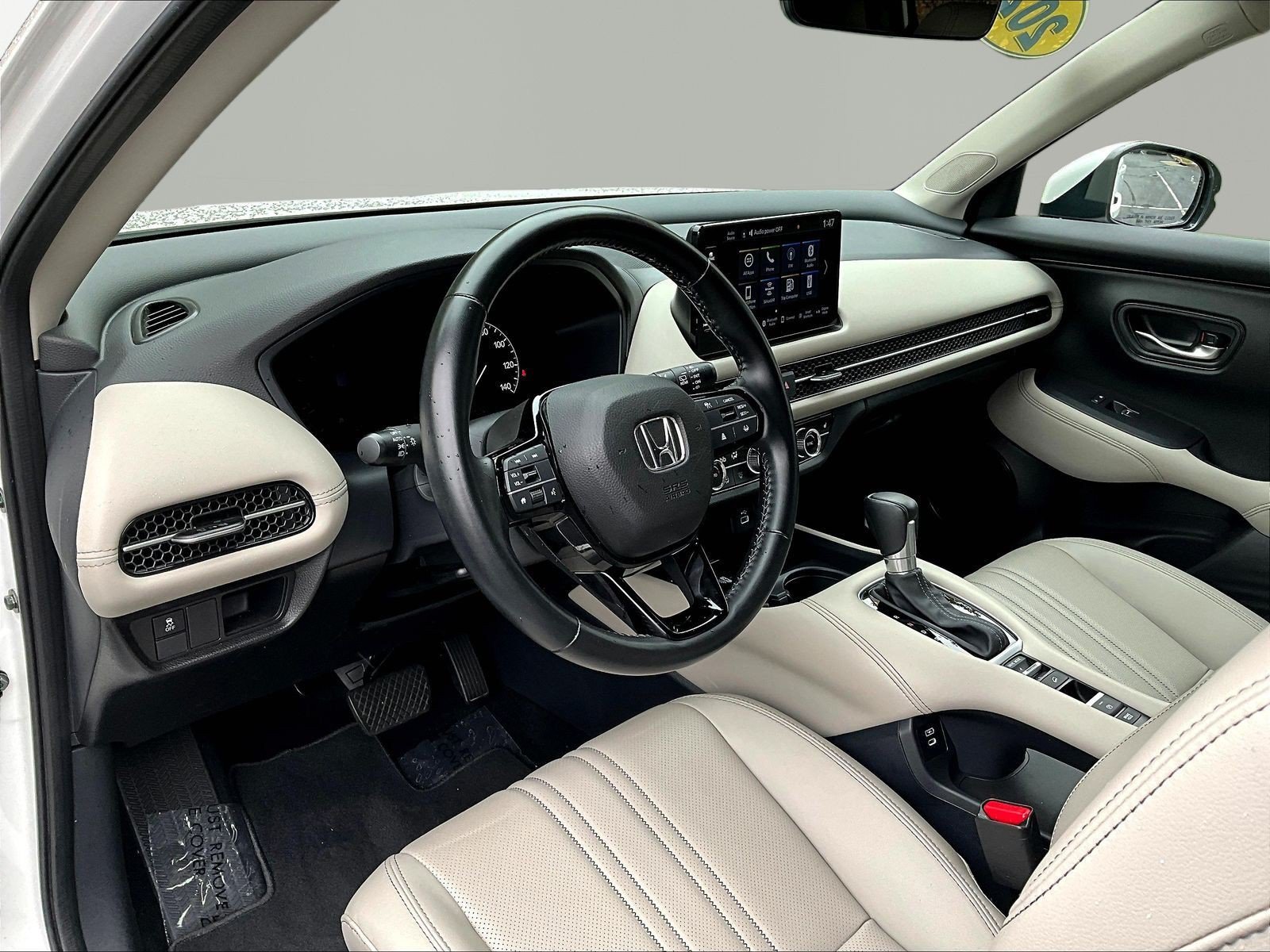 Certified 2025 Honda HR-V EX-L image 17