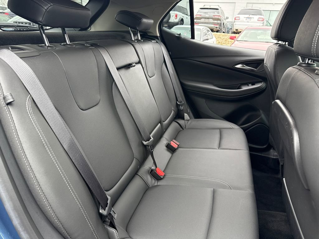 Certified 2024 Buick Encore GX Sport Touring w/ Comfort Package AWD/4WD image 37