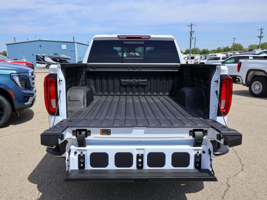 New 2026 GMC Sierra 1500 SLT AWD/4WD image 5
