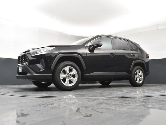 Used 2021 Toyota RAV4 LE AWD/4WD image 21
