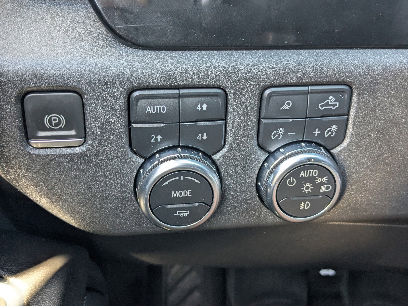 Used 2023 GMC Sierra 1500 SLT w/ SLT Premium Package image 31