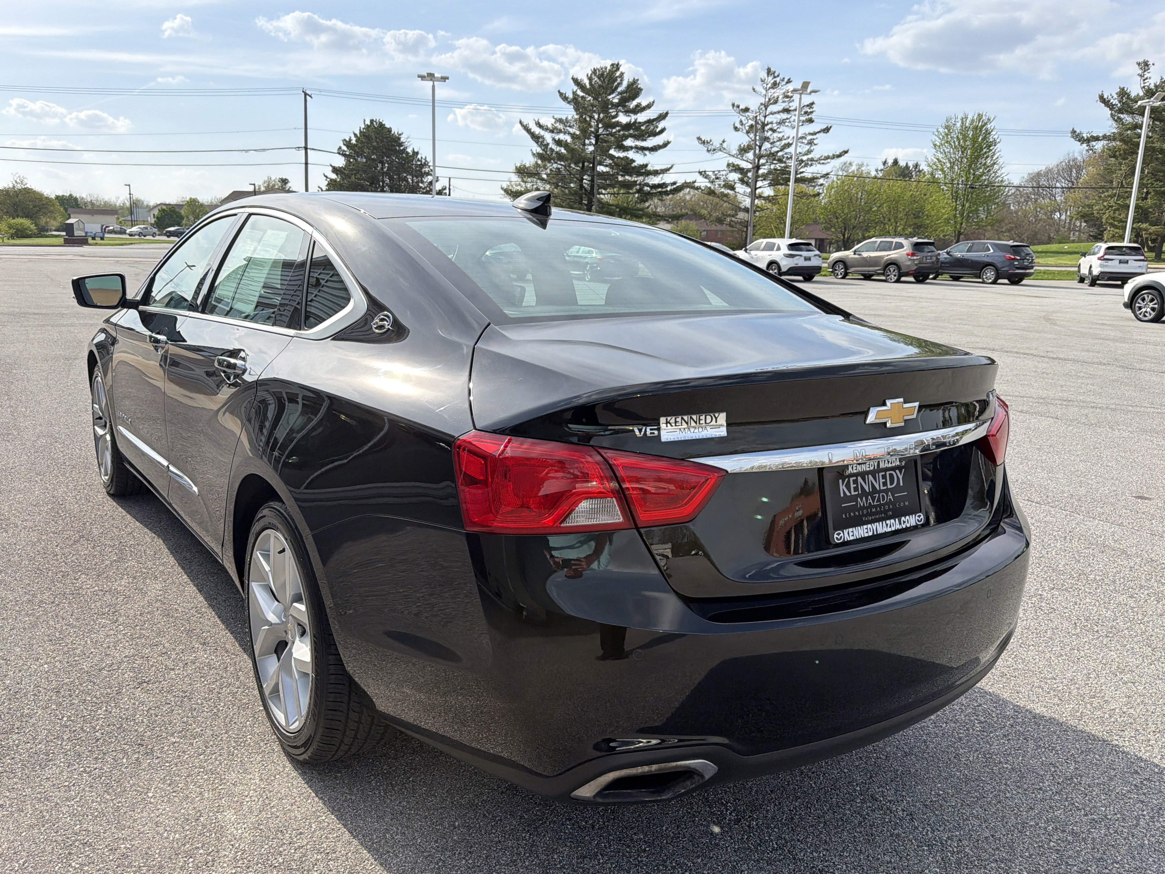 Used 2019 Chevrolet Impala Premier w/ Premier Convenience Package FWD image 5