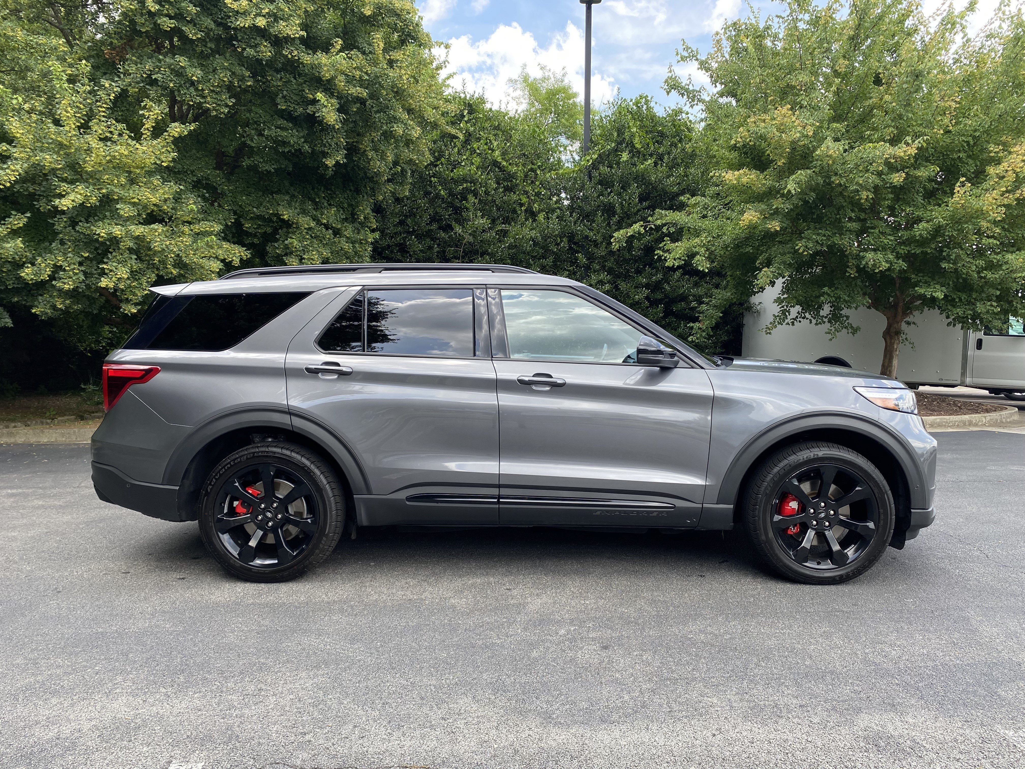 Used 2023 Ford Explorer ST w/ Equipment Group 401A AWD/4WD image 10