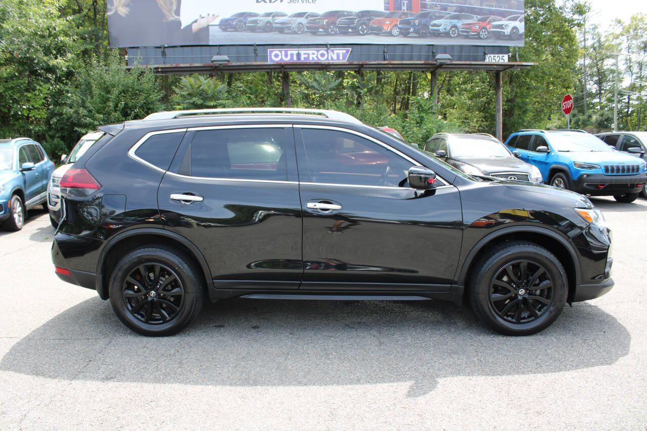Used 2019 Nissan Rogue SV image 6