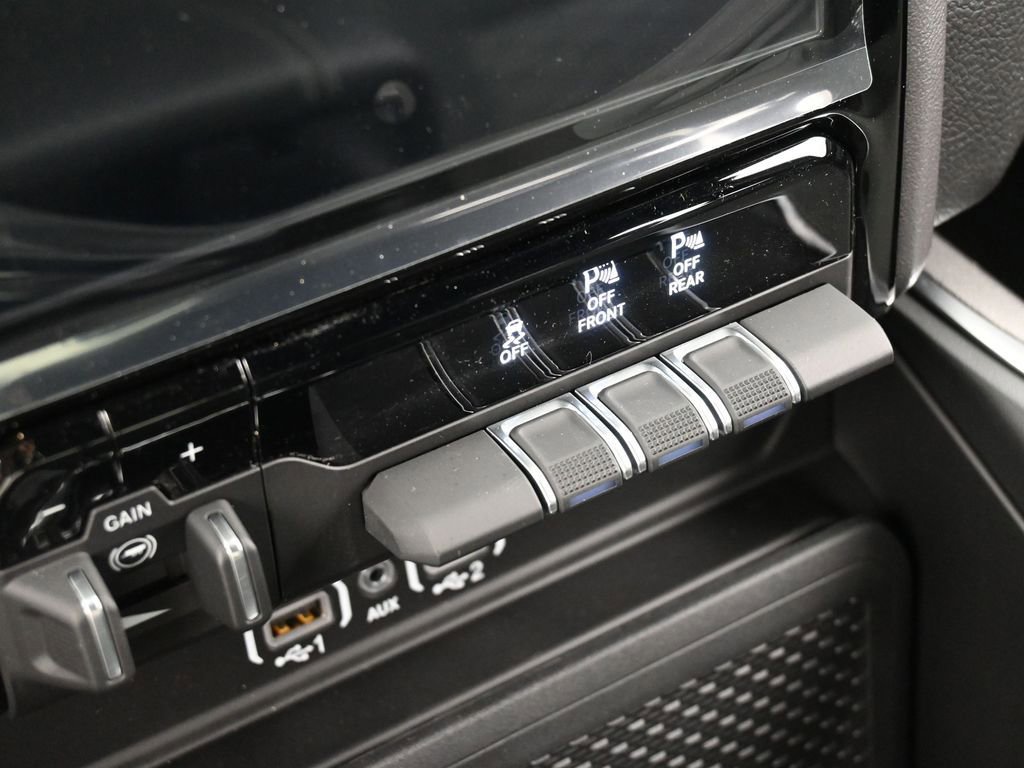 Used 2025 RAM 1500 Lone Star AWD/4WD image 22