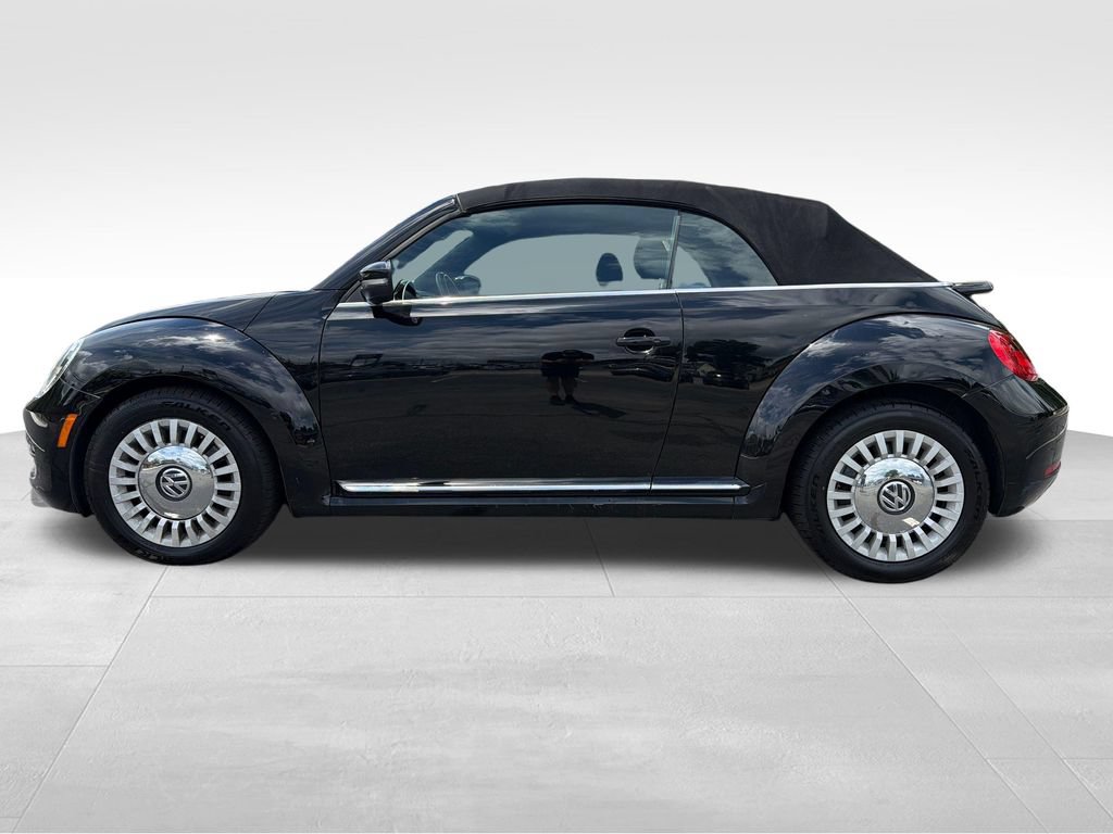 Used 2013 Volkswagen Beetle 2.5 FWD image 2