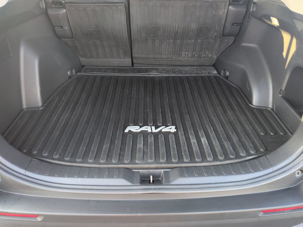 Certified 2024 Toyota RAV4 LE AWD/4WD image 23