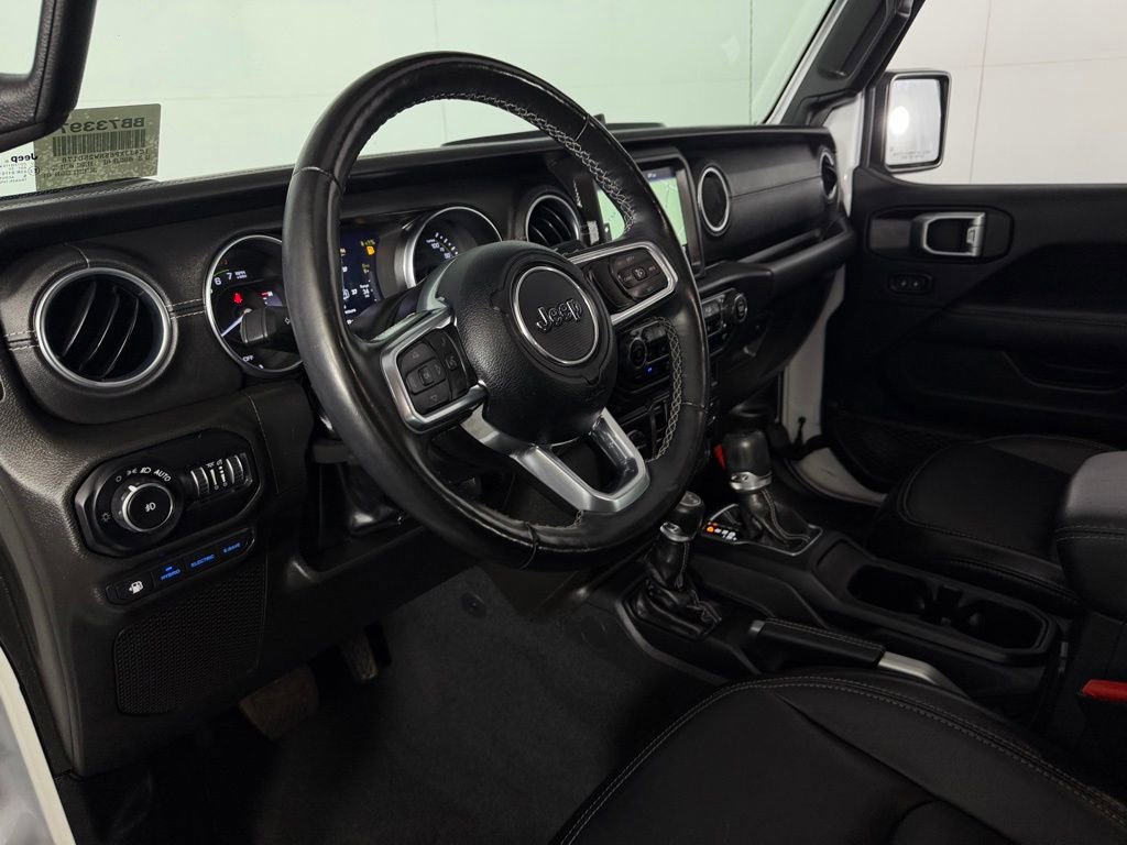 Used 2022 Jeep Wrangler Unlimited Sahara w/ Cold Weather Group AWD/4WD image 22