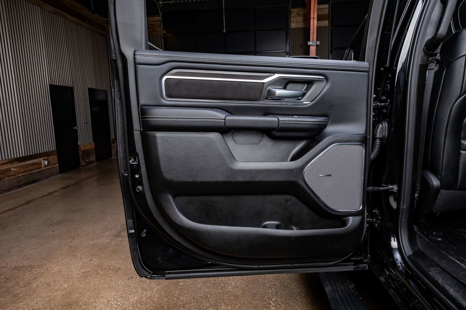 Used 2026 RAM 1500 Laramie image 39