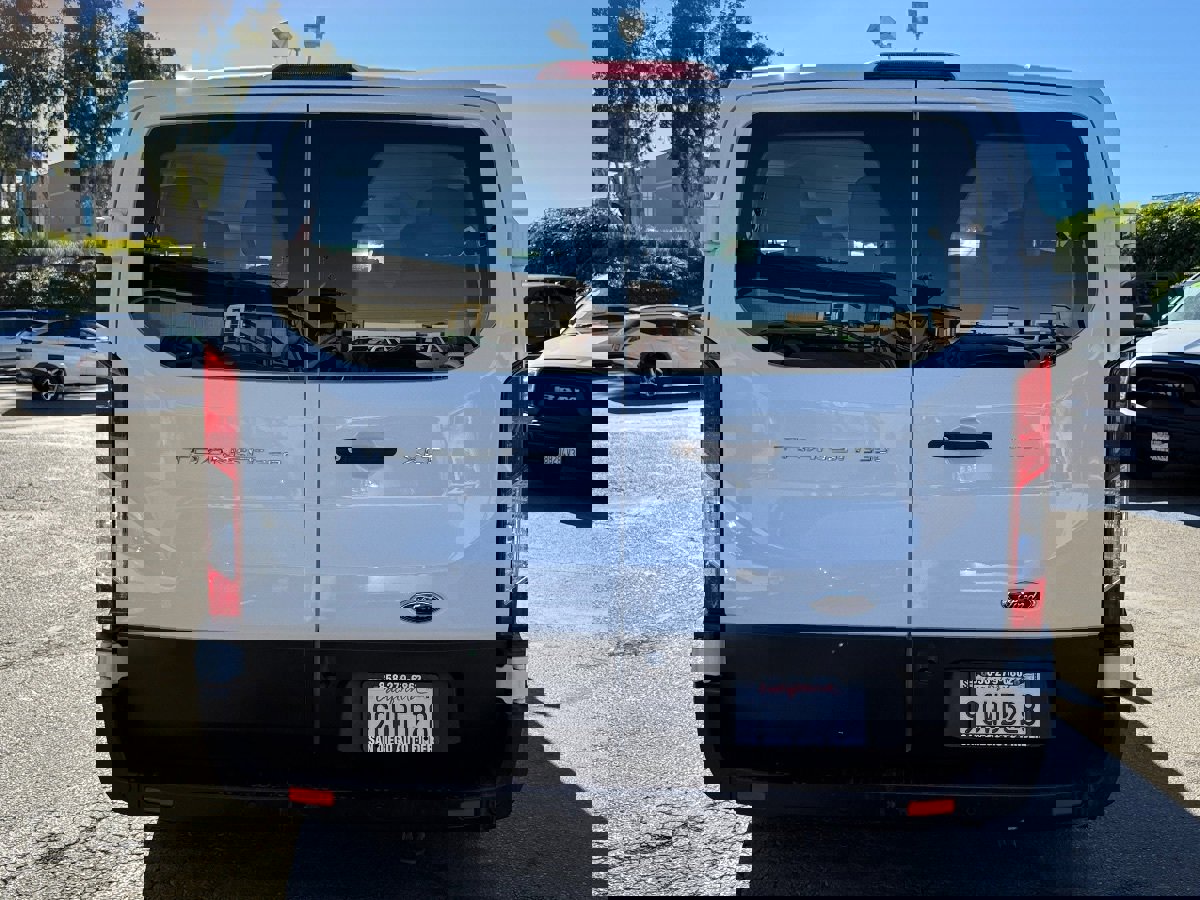 Used 2022 Ford Transit 350 XLT image 9