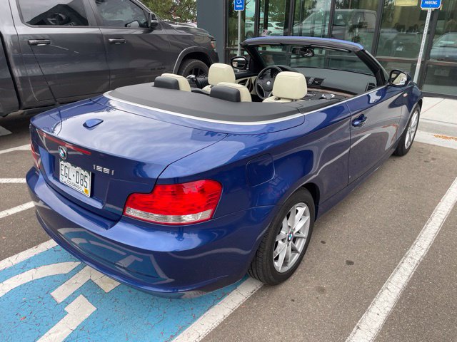 Used 2011 BMW 128i Convertible RWD image 4