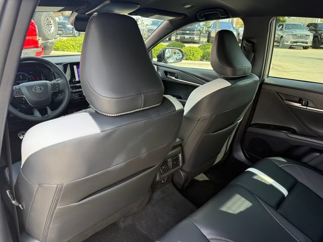 Used 2026 Toyota Camry SE w/ Convenience Package FWD image 28